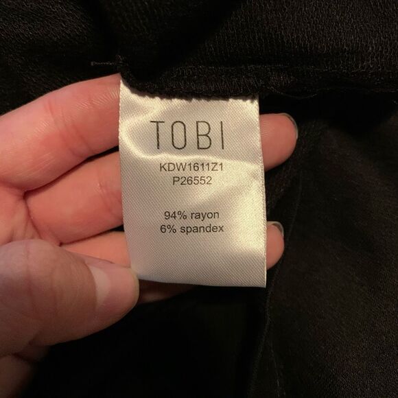 NWT! Tobi faux wrap black dress. Size large - Picture 5 of 7